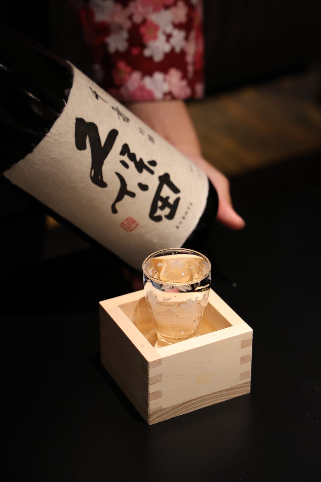 福岡薬院の焼肉店「牛歩」で楽しむ久保田千寿